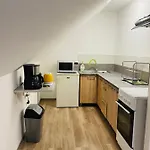 Leda Vendeghaz Apartament *