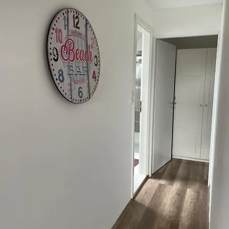 Leda Vendeghaz Apartamento