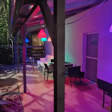 Leda Vendeghaz Apartamento