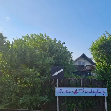 Léda * Balatonfenyves