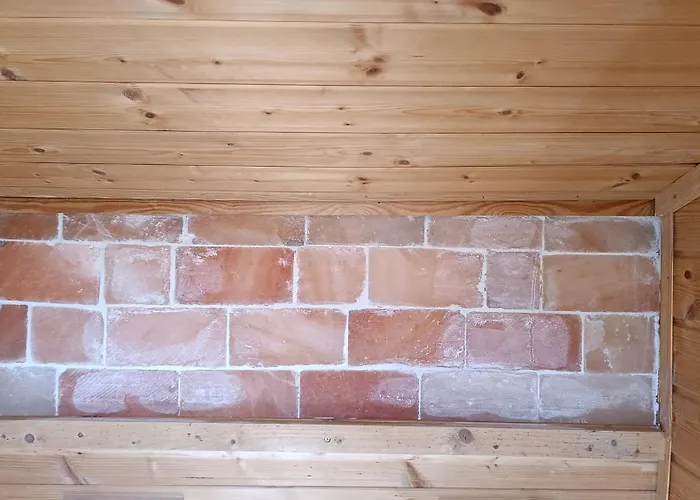 Leda Vendeghaz 公寓 *